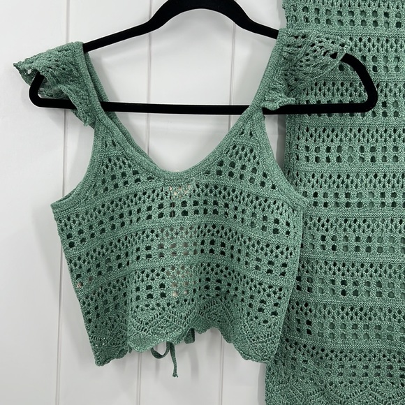 🆕Hem & Thread Crochet Knit Top & Skirt Set Scallop detail S,M & L Available - Picture 6 of 10